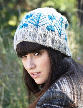 Blue Fir Hat in Patons Classic Wool Roving