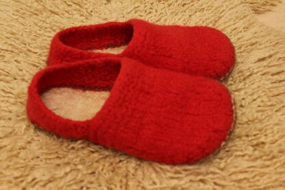 Sassy Slippers - Felted Seamless Shoes