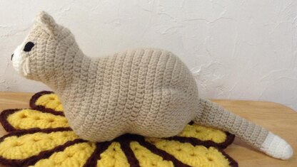 Catloaf: Sitting Cat Amigurumi