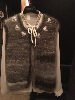 gilet made in dog hair