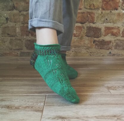 Fern flower socks