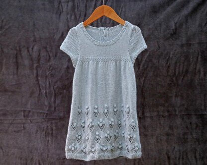 P67 Childrens Dresses