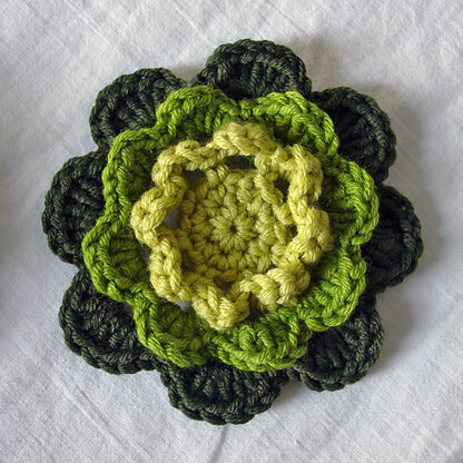 100 Flowers to Knit and Crochet