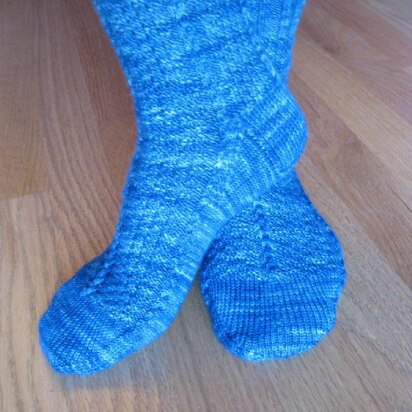 Filey Bay Socks - knitting pattern