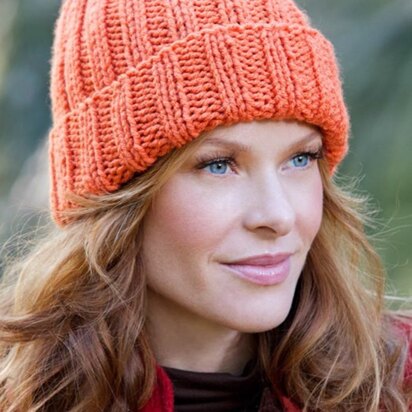 Easy-Fit Ribbed Hat in Red Heart With Love Solids - LW2890