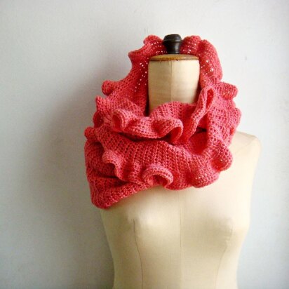 Coral Ruffled Snood