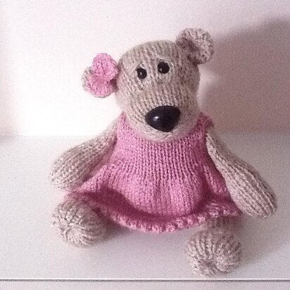 Toy box bear - knitting pattern