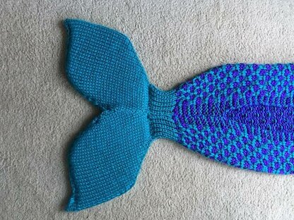 Two Color Mermaid Tail Blanket