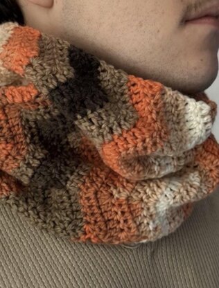Cosy Chevron Cowl