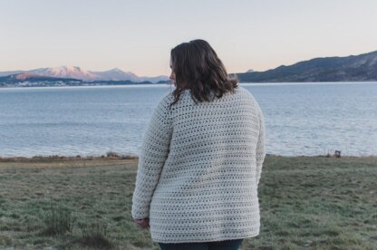 Classic Raglan Cardigan - Super Bulky Edition