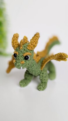 Dante the Dragon crochet pattern, amigurumi dragon pattern