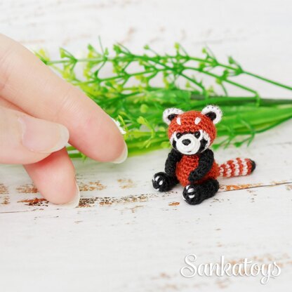 Micro Red panda