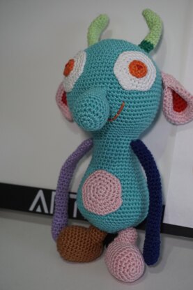 Amigurumi Häkelanleitung freundliches Monster Freddy