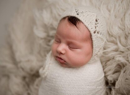 Chevron Lace Bonnet (DK)
