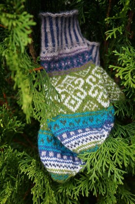 Fall's Hope Fair Isle Mittens