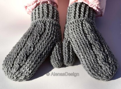 Brianna Adult Mittens