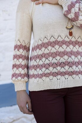 Razor Point Pullover