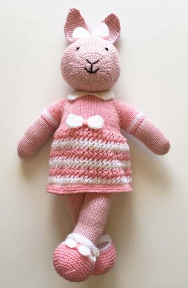 Daisy bunny rabbit knitting pattern 19012