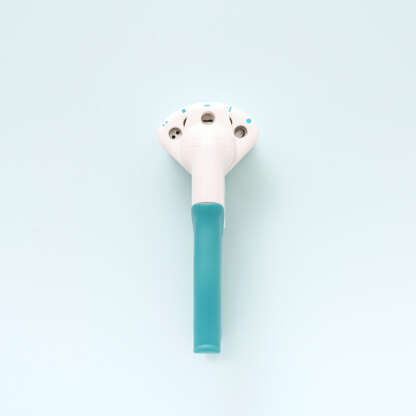We R Memory Keepers Crop-A-Dile - Multi-Hole Punch - Utility