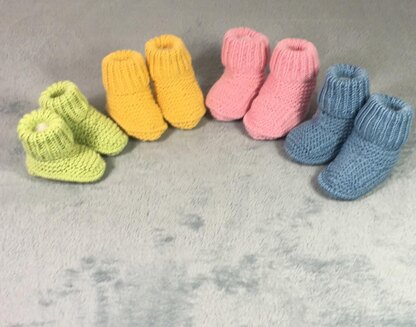 Baby Simple Circular Booties