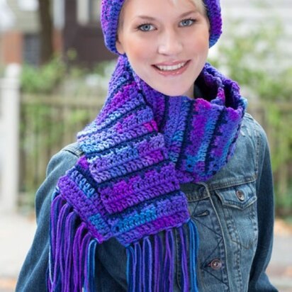 Jagged Lines Hat & Scarf Set in Red Heart Super Saver Economy Solids - LW4061