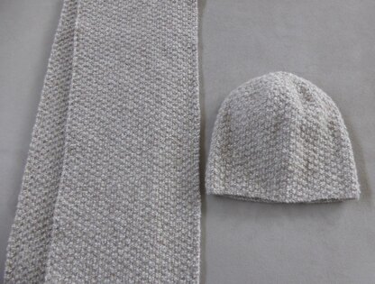 Saharra - family moss stitch beanie and scarf/cowl