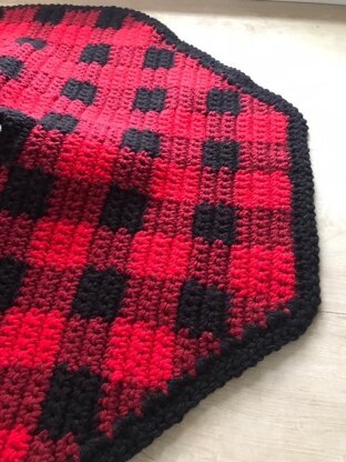 Cozy Cabin Tree Skirt