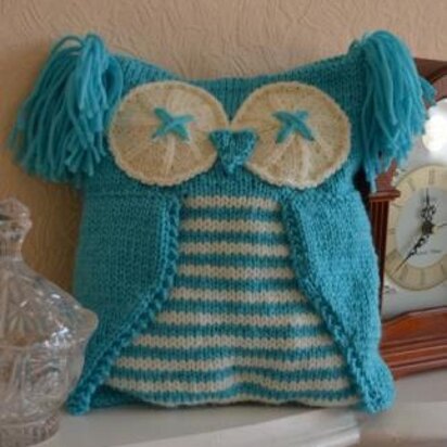 Owl Pyjama Case - knitting pattern