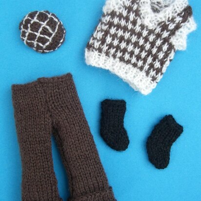 HMC46 Pullover and trousers for dolls house