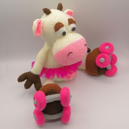 Amelie the roller skating cow Knitting pattern by Magicalknit