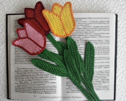 044 Tulip bookmark or decor Amigurumi Ravelry