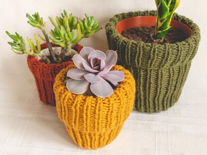 Plant Pot Baskets in Stylecraft Special Chunky