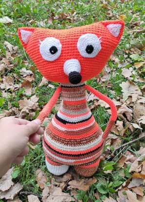 Scrap yarn fox