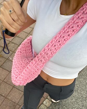 Easy Trendy Crossbody Bag - Chunky Crochet Bag