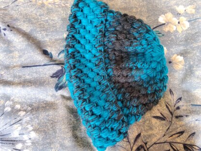 Perfect Puff Beanie in Scarfie yarn