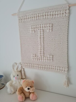 Letter I Wallhanging