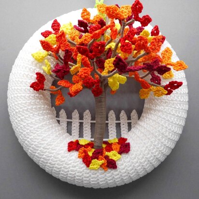 Autumn tree wreath for doors & walls - easy from scraps of yarn