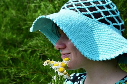 Peekaboo Sunhat