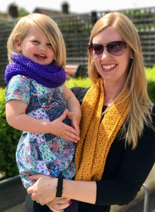 Mother and Daughter Lace Snood, Cowl, Infinity Scarf in Patons Smoothie DK
