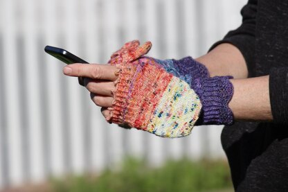 Mermaid's Tail Mitt Mittens