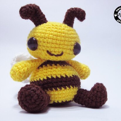 Amigurumi Boo the Bee