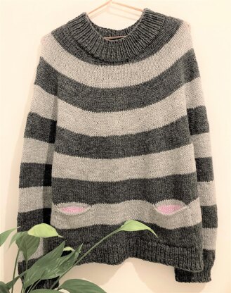 Sweater THREE - Circular