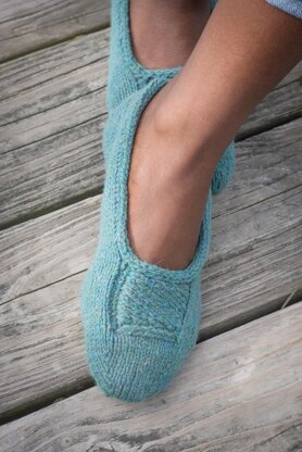 E. Elliott Knits Last Minute Travel Slippers PDF