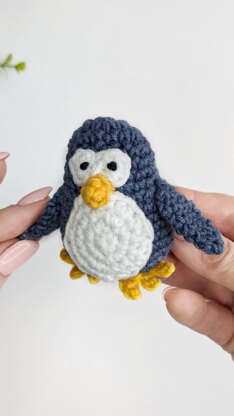 Crochet penguin pattern, easy crochet amigurumi animal, crochet plush pattern