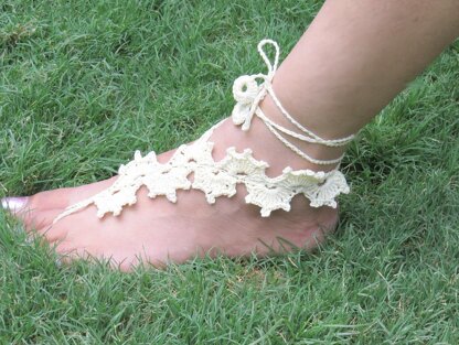 Zig zag barefoot sandals