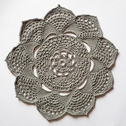 Lily in Bloom doily