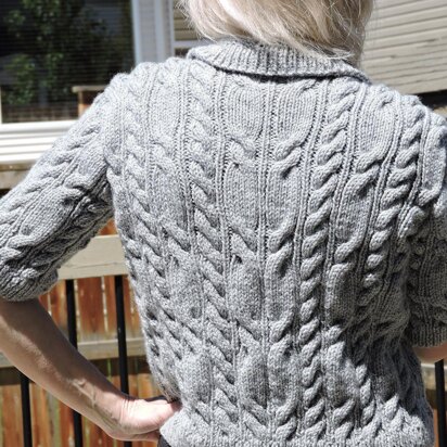 Stunning Shrug - knitting pattern
