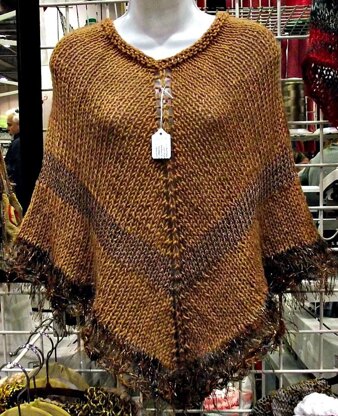 Elegant & Versatile PONCHO Pattern