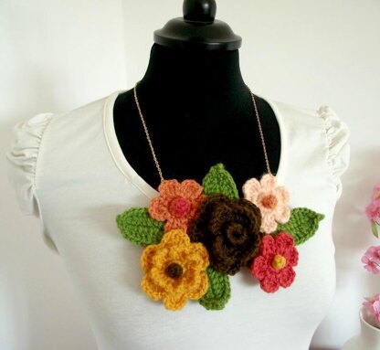 Bouquet Flower Necklace