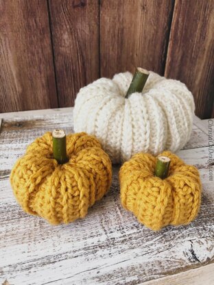 Ribbed Crochet Pumpkin